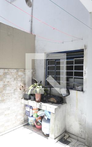 Casa de condomínio à venda com 120m², 2 quartos e 1 vagaÁrea de Serviço