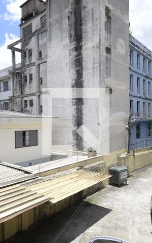 Casa de condomínio à venda com 120m², 2 quartos e 1 vagaVista