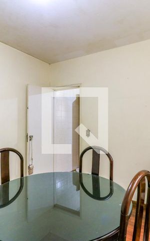 Casa à venda com 160m², 3 quartos e 2 vagas Casa à venda com 160m², 3 quartos e 2 vagasSala de Jantar