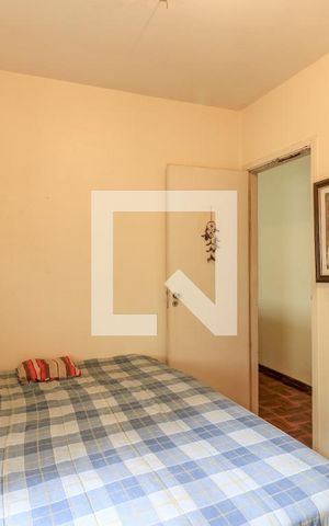 Casa à venda com 160m², 3 quartos e 2 vagas Casa à venda com 160m², 3 quartos e 2 vagasQuarto 1