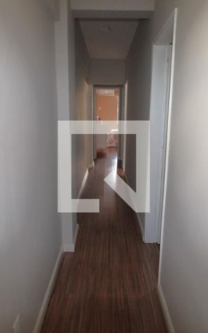 Apartamento à venda com 122m², 3 quartos e 1 vagaCorredor