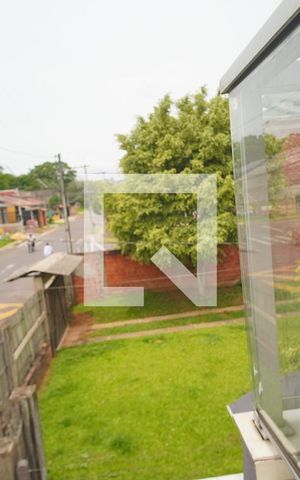 Casa à venda com 300m², 2 quartos e 2 vagas Casa à venda com 300m², 2 quartos e 2 vagasvista