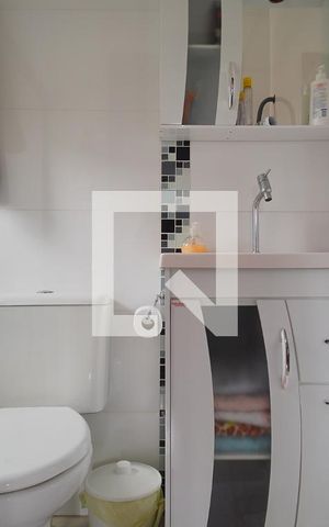 Casa à venda com 300m², 2 quartos e 2 vagas Casa à venda com 300m², 2 quartos e 2 vagasBanheiro da Suíte
