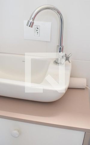 Casa de condomínio para alugar com 137m², 3 quartos e 2 vagasBanheiro 3