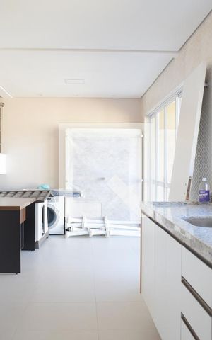 Casa de condomínio para alugar com 137m², 3 quartos e 2 vagasCozinha