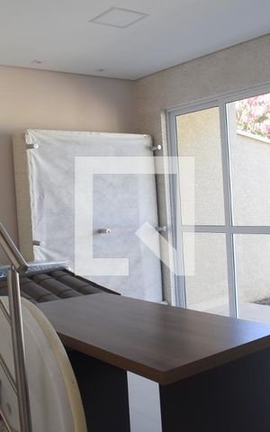 Casa de condomínio para alugar com 137m², 3 quartos e 2 vagasSala 1