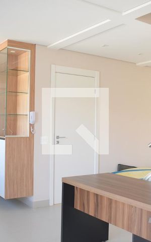 Casa de condomínio para alugar com 137m², 3 quartos e 2 vagasSala 1
