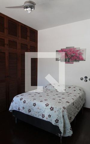 Casa à venda com 237m², 2 quartos e 3 vagasQuarto 1