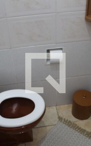 Casa à venda com 170m², 2 quartos e 2 vagasBanheiro 2