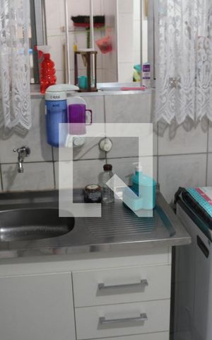 Casa à venda com 170m², 2 quartos e 2 vagasCozinha