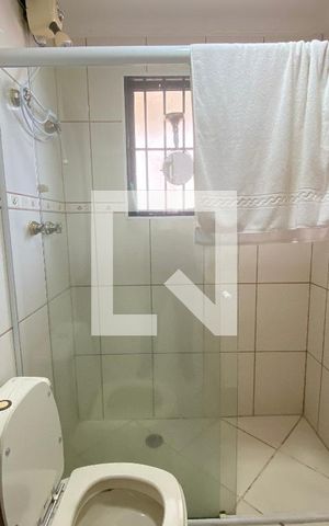 Casa à venda com 350m², 6 quartos e 2 vagasBanheiro da Suíte 1