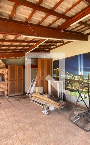 Casa à venda com 350m², 6 quartos e 2 vagasTerraço