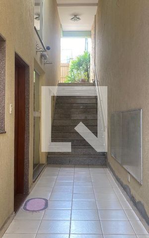 Casa à venda com 350m², 6 quartos e 2 vagasÁrea externa