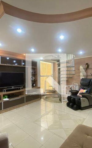 Casa à venda com 350m², 6 quartos e 2 vagasSala 1