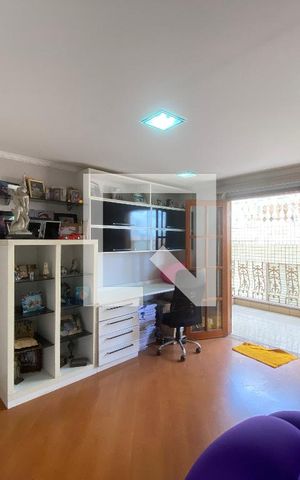 Casa à venda com 350m², 6 quartos e 2 vagasSuíte 1