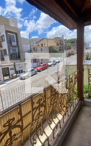 Casa à venda com 350m², 6 quartos e 2 vagasSacada da Suíte 2
