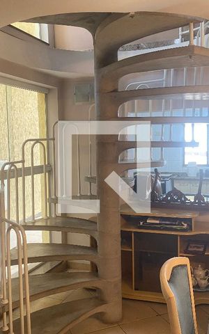 Casa à venda com 350m², 6 quartos e 2 vagasSala de Jantar