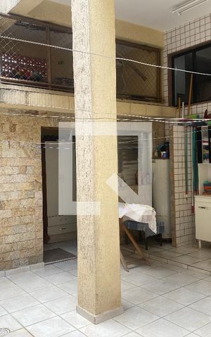 Casa à venda com 350m², 6 quartos e 2 vagasÁrea de Serviço