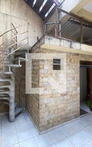 Casa à venda com 350m², 6 quartos e 2 vagasQuintal