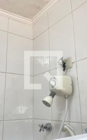 Casa à venda com 350m², 6 quartos e 2 vagasBanheiro da Suíte 4