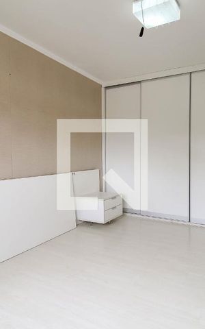 Casa à venda com 147m², 3 quartos e 3 vagas Casa à venda com 147m², 3 quartos e 3 vagasSuíte