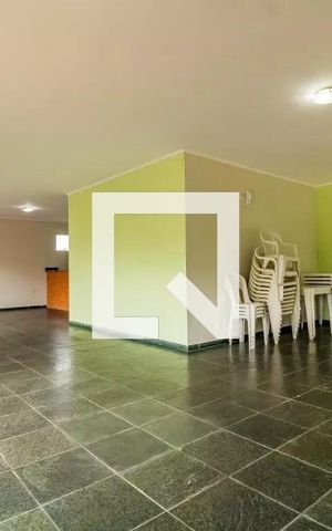 Apartamento à venda com 51m², 2 quartos e 1 vaga Apartamento à venda com 51m², 2 quartos e 1 vagaÁrea comum - Salão de festas
