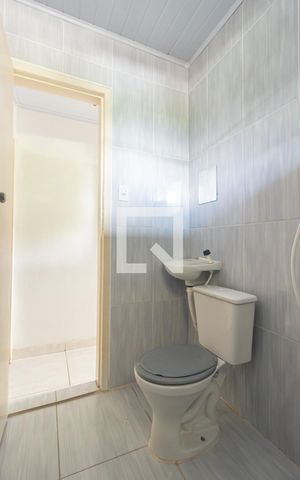 Studio para alugar com 2000m², 1 quarto e sem vaga Studio para alugar com 2000m², 1 quarto e sem vagaBanheiro
