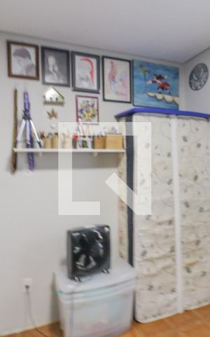 Casa para alugar com 130m², 4 quartos e 4 vagas Casa para alugar com 130m², 4 quartos e 4 vagasQuarto