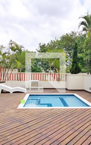 Apartamento à venda com 75m², 3 quartos e 2 vagas Apartamento à venda com 75m², 3 quartos e 2 vagasÁrea comum - Piscina