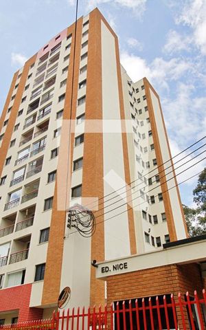 Apartamento à venda com 75m², 3 quartos e 2 vagas Apartamento à venda com 75m², 3 quartos e 2 vagasFachada