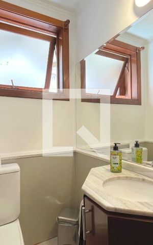 Apartamento à venda com 170m², 3 quartos e 2 vagas Apartamento à venda com 170m², 3 quartos e 2 vagasLavabo