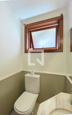 Apartamento à venda com 170m², 3 quartos e 2 vagas Apartamento à venda com 170m², 3 quartos e 2 vagasLavabo