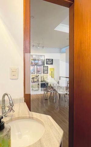 Apartamento à venda com 170m², 3 quartos e 2 vagas Apartamento à venda com 170m², 3 quartos e 2 vagasLavabo
