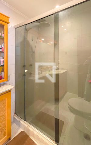 Apartamento à venda com 170m², 3 quartos e 2 vagas Apartamento à venda com 170m², 3 quartos e 2 vagasBanheiro da Suíte 2
