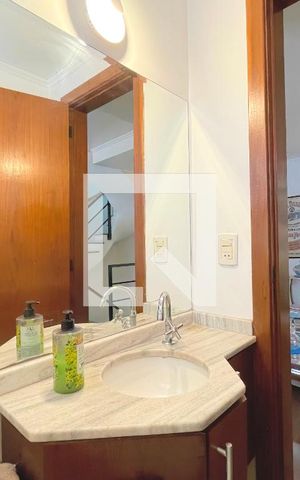 Apartamento à venda com 170m², 3 quartos e 2 vagas Apartamento à venda com 170m², 3 quartos e 2 vagasLavabo