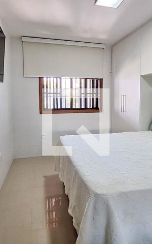 Casa à venda com 360m², 3 quartos e 6 vagas Casa à venda com 360m², 3 quartos e 6 vagasQuarto 1
