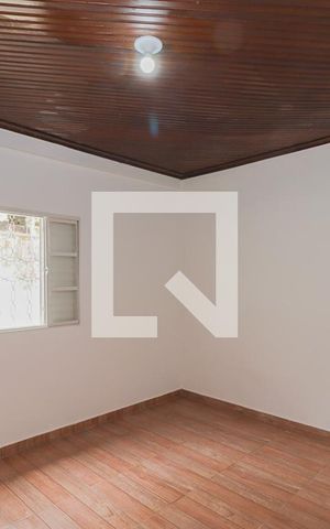 Studio para alugar com 48m², 1 quarto e sem vaga Studio para alugar com 48m², 1 quarto e sem vagaQuarto