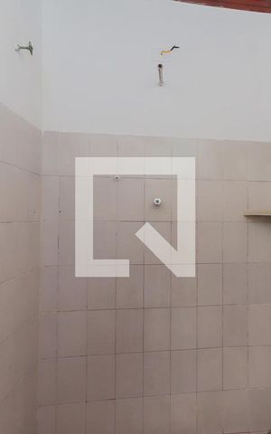 Studio para alugar com 48m², 1 quarto e sem vaga Studio para alugar com 48m², 1 quarto e sem vagaBanheiro