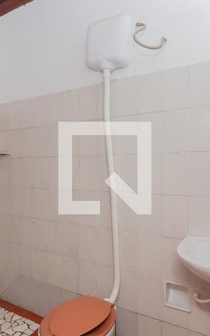 Studio para alugar com 48m², 1 quarto e sem vaga Studio para alugar com 48m², 1 quarto e sem vagaBanheiro