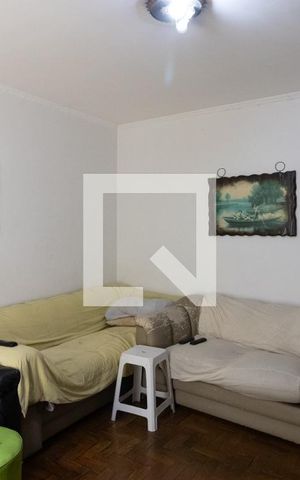 Casa à venda com 300m², 3 quartos e 4 vagas Casa à venda com 300m², 3 quartos e 4 vagasSala