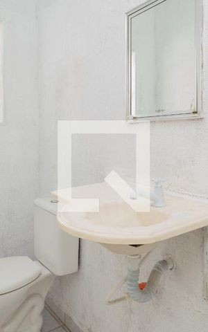 Casa para alugar com 186m², 3 quartos e 2 vagas Casa para alugar com 186m², 3 quartos e 2 vagasLavabo