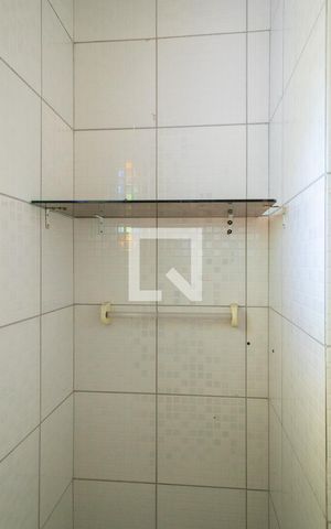 Casa para alugar com 186m², 3 quartos e 2 vagas Casa para alugar com 186m², 3 quartos e 2 vagasBanheiro da suíte