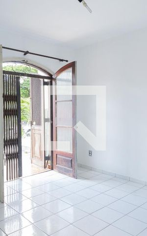 Casa para alugar com 186m², 3 quartos e 2 vagas Casa para alugar com 186m², 3 quartos e 2 vagasSuíte