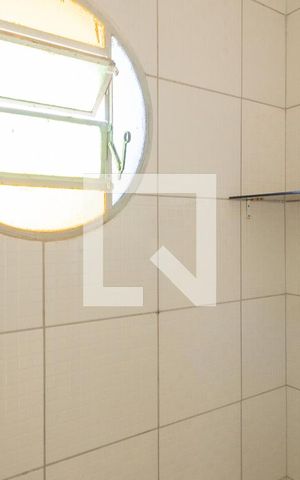 Casa para alugar com 186m², 3 quartos e 2 vagas Casa para alugar com 186m², 3 quartos e 2 vagasBanheiro da suíte