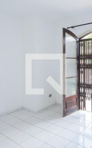 Casa para alugar com 186m², 3 quartos e 2 vagas Casa para alugar com 186m², 3 quartos e 2 vagasSuíte