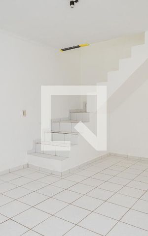 Casa para alugar com 186m², 3 quartos e 2 vagas Casa para alugar com 186m², 3 quartos e 2 vagasSala de Jantar