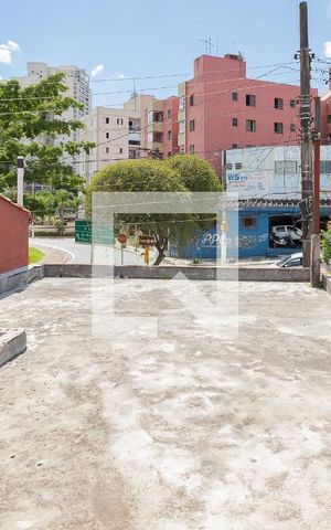 Casa para alugar com 186m², 3 quartos e 2 vagas Casa para alugar com 186m², 3 quartos e 2 vagasVaranda da suíte