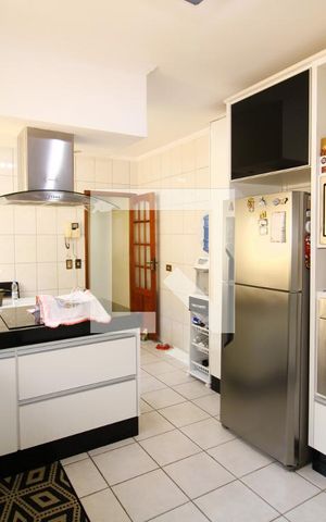 Casa à venda com 137m², 4 quartos e 3 vagasCozinha