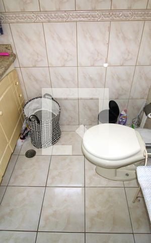 Casa à venda com 137m², 4 quartos e 3 vagasBanheiro da Suíte 1