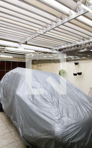 Casa à venda com 137m², 4 quartos e 3 vagasGaragem